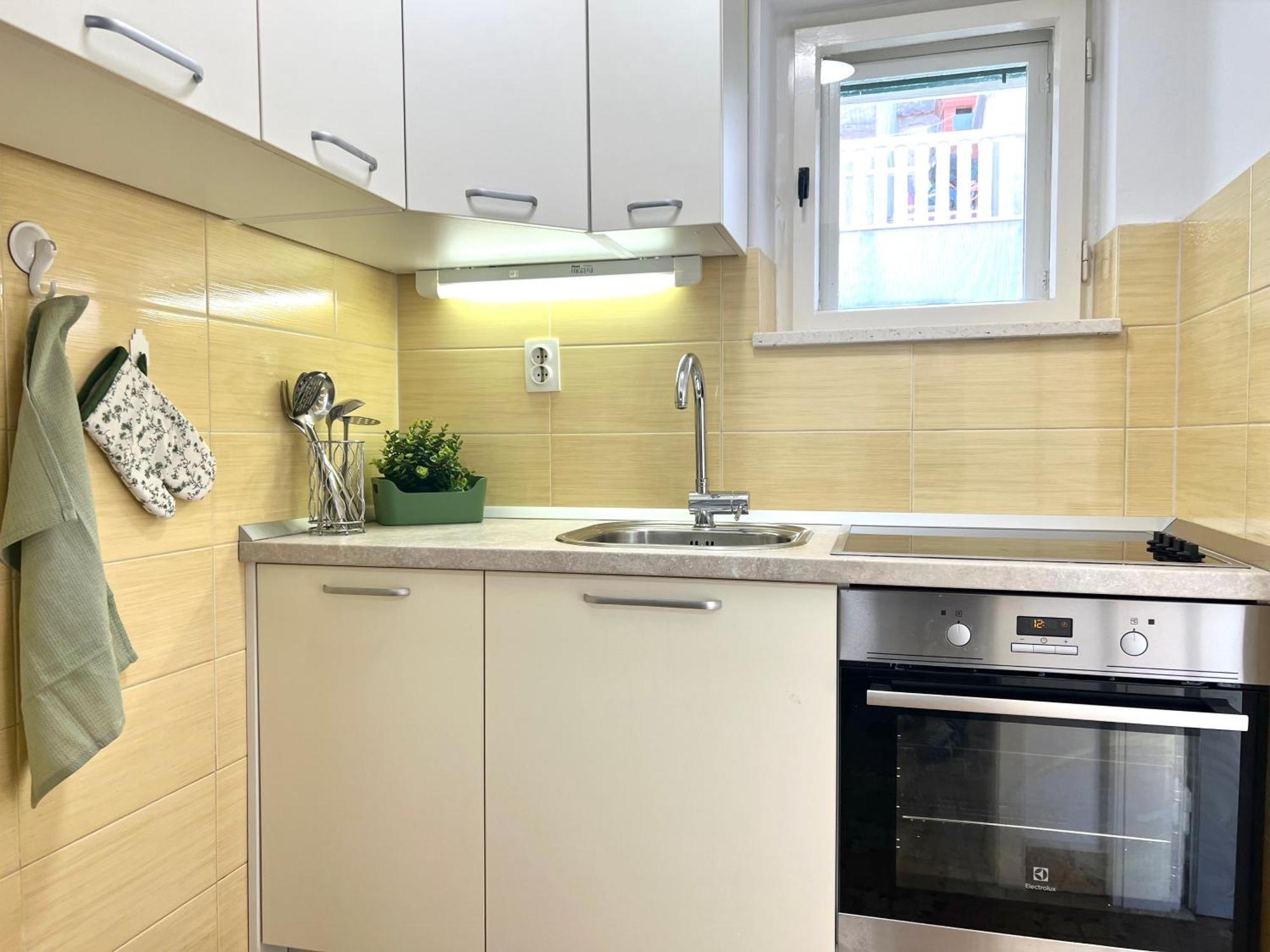 Apartman Lucijan Каштела Экстерьер фото