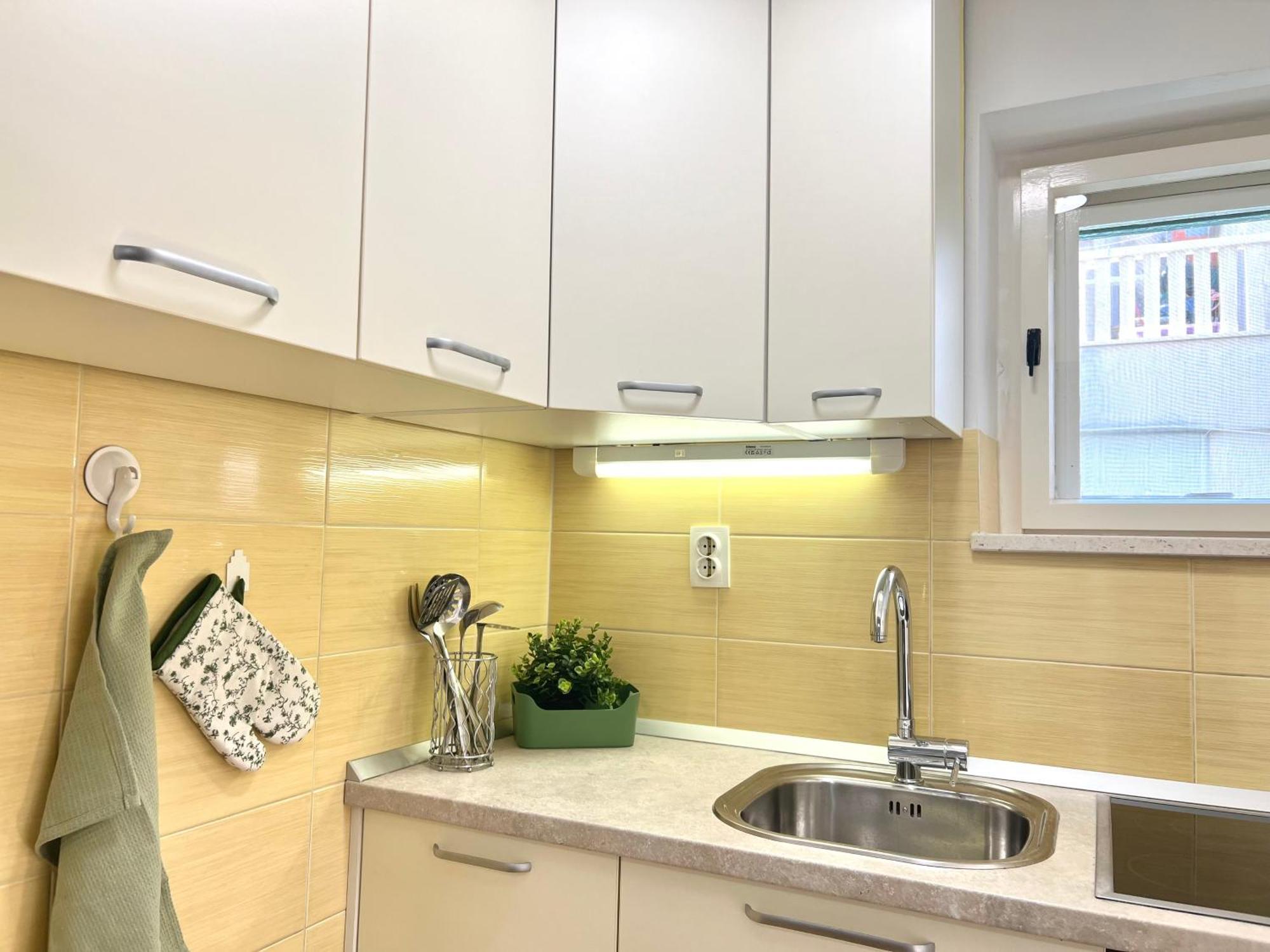 Apartman Lucijan Каштела Экстерьер фото