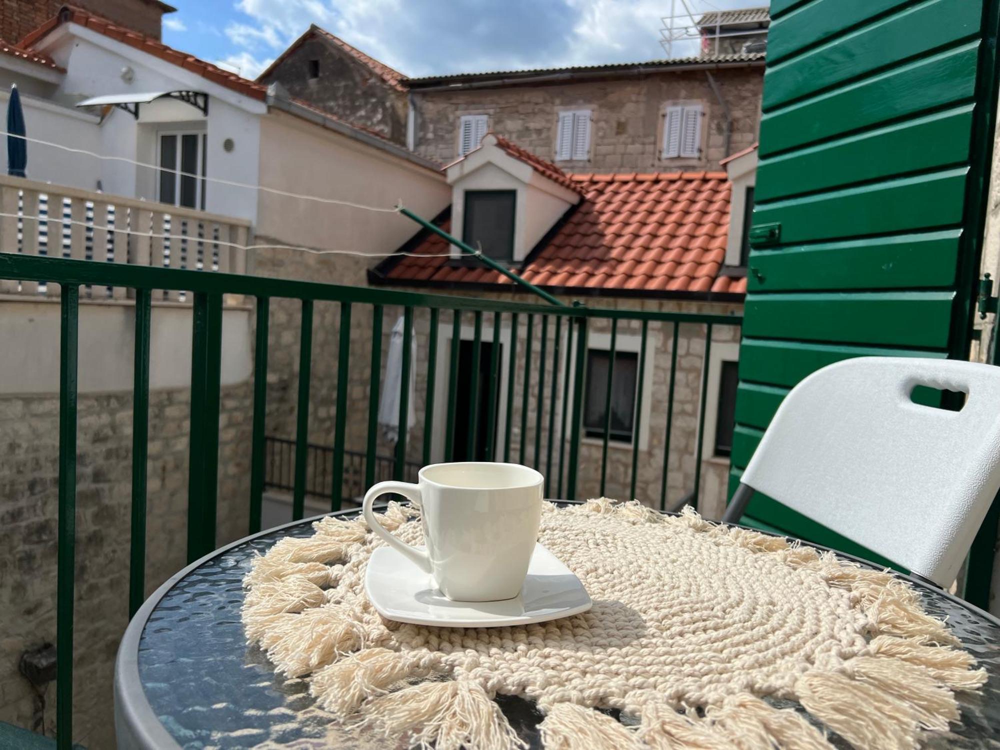 Apartman Lucijan Каштела Экстерьер фото