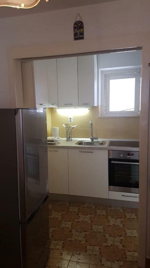 Apartman Lucijan Каштела Экстерьер фото